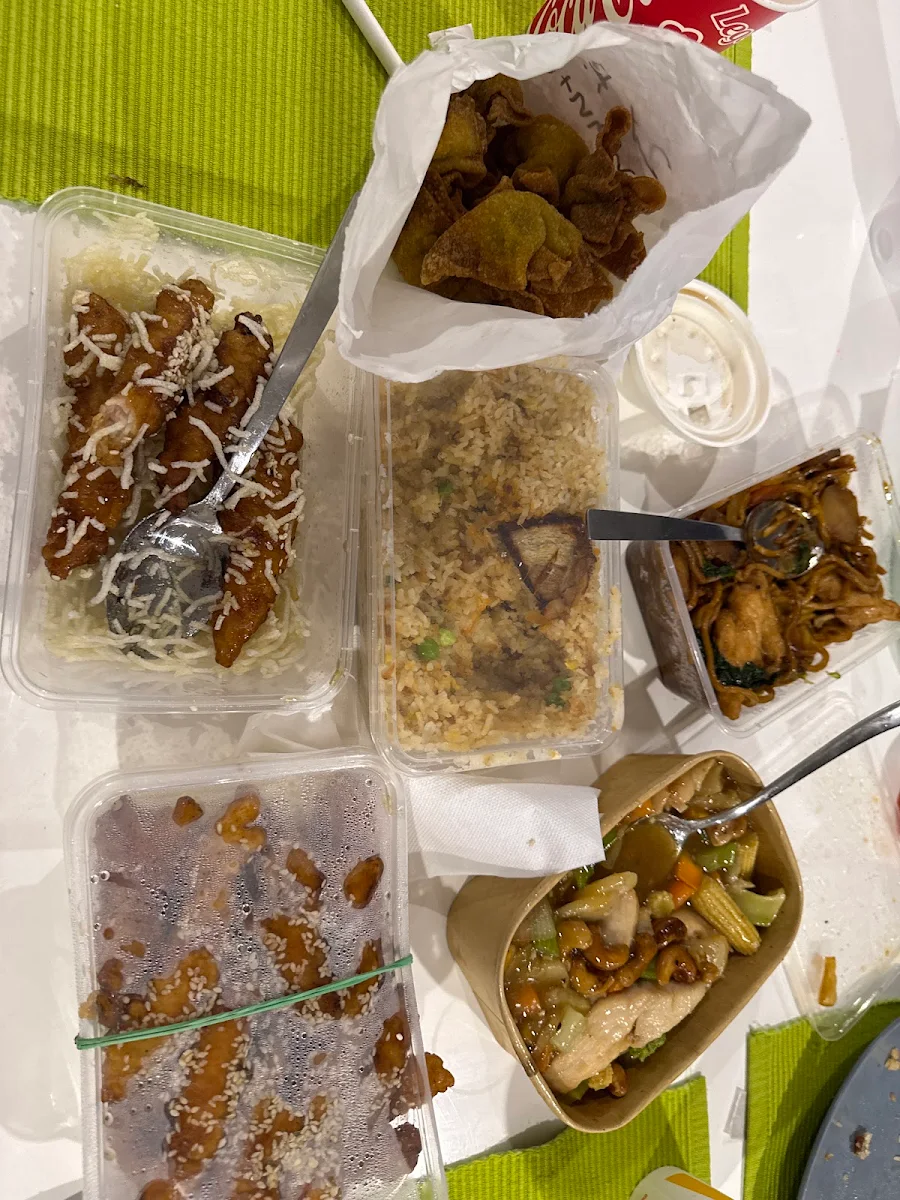 Food & drink, The Village Chinese Takeaway