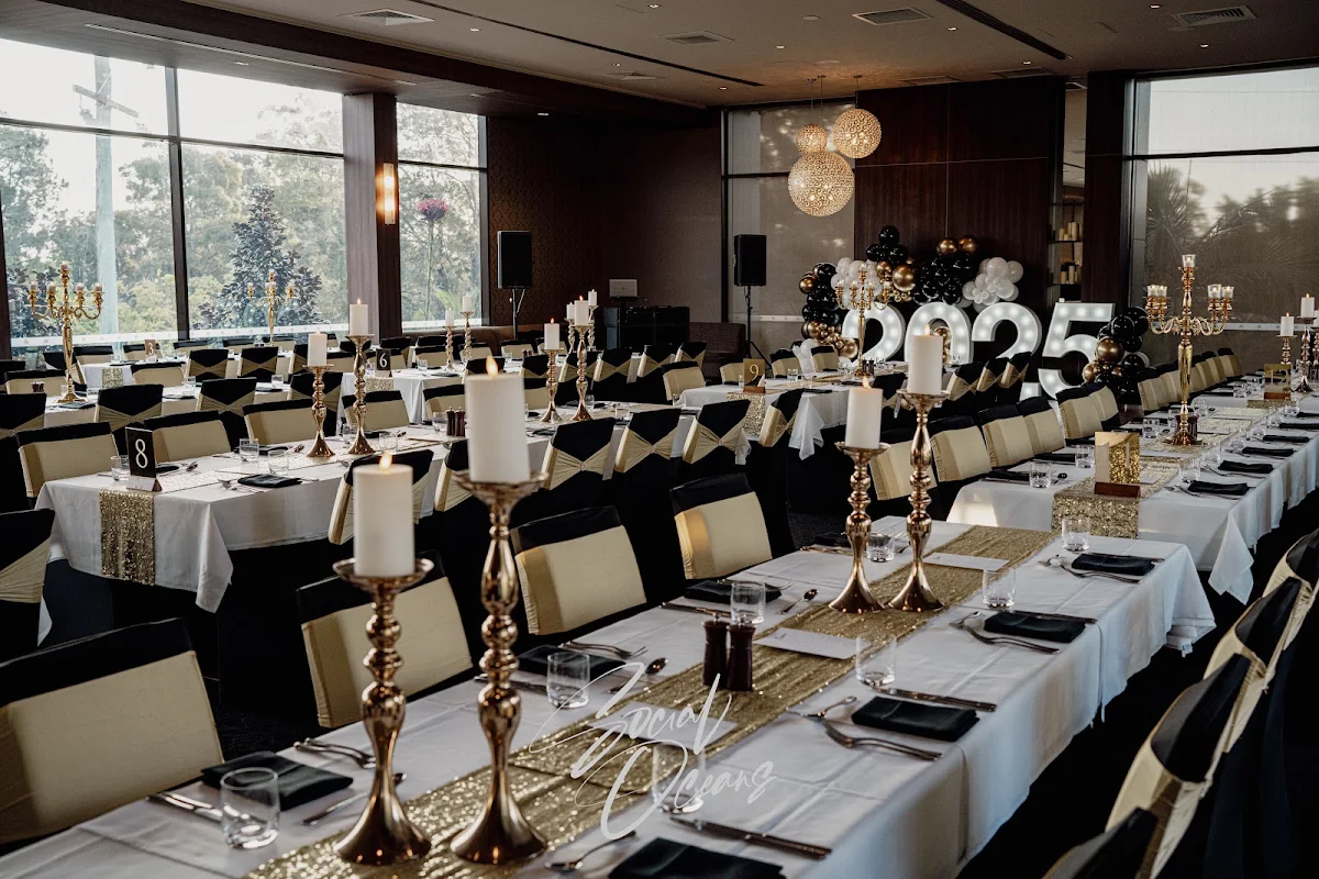 Vibe, Biviano's Restaurant Dural