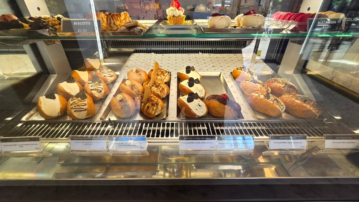 Vibe, Brunetti Classico Drummond St Boutique