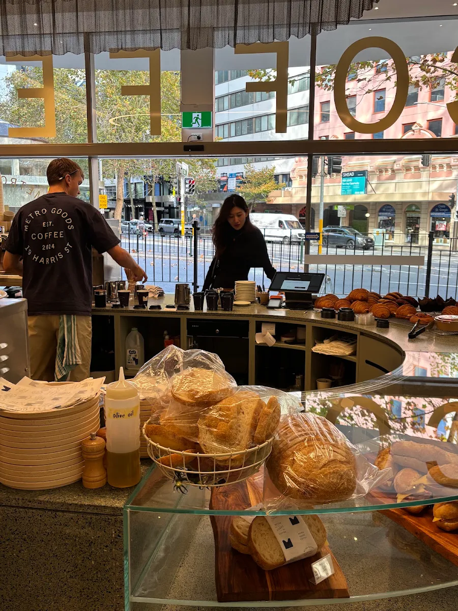 Vibe, Metro Goods Coffee