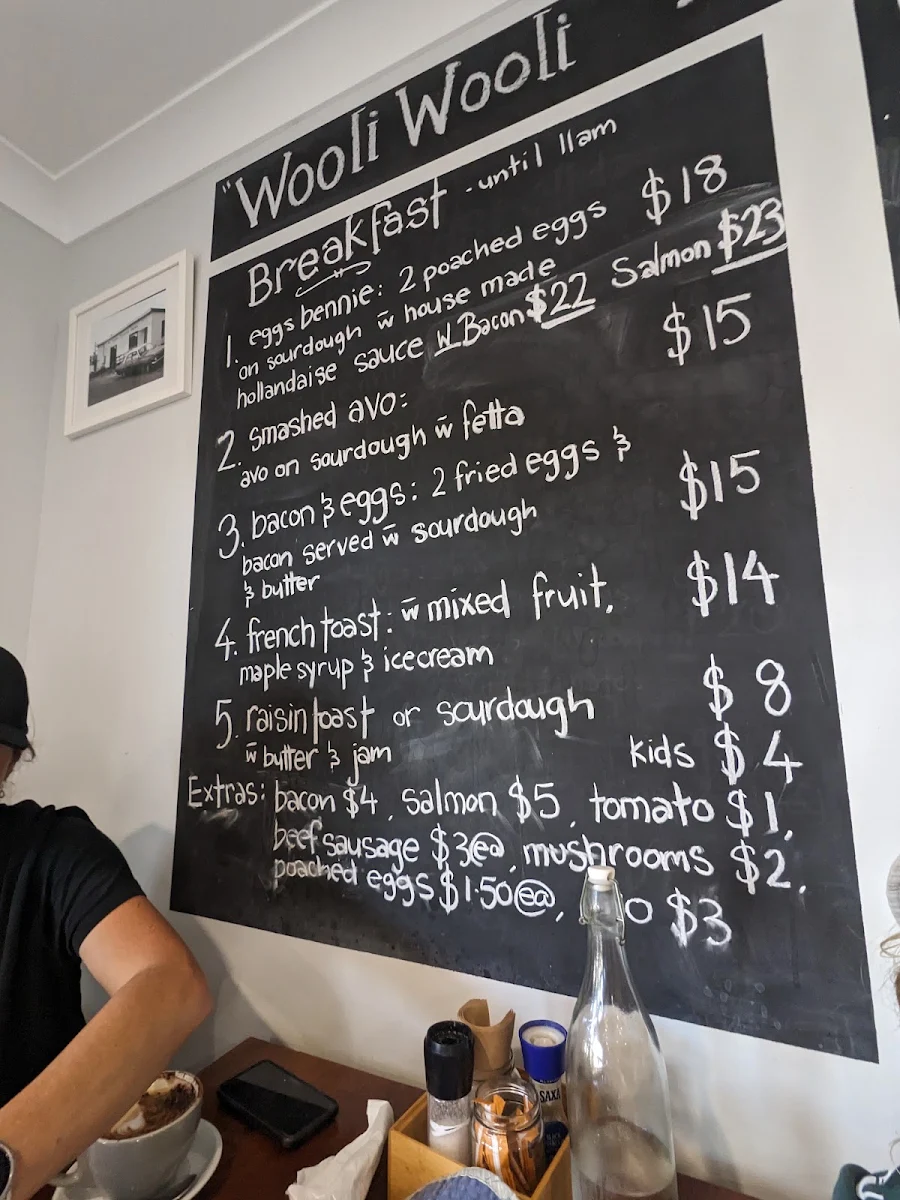Menu, Wooli Wooli Cafe