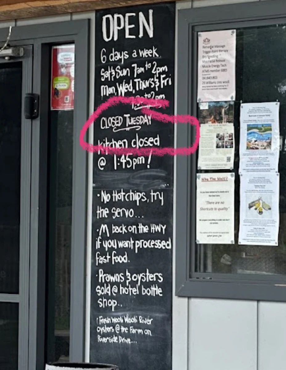 Menu, Wooli Wooli Cafe