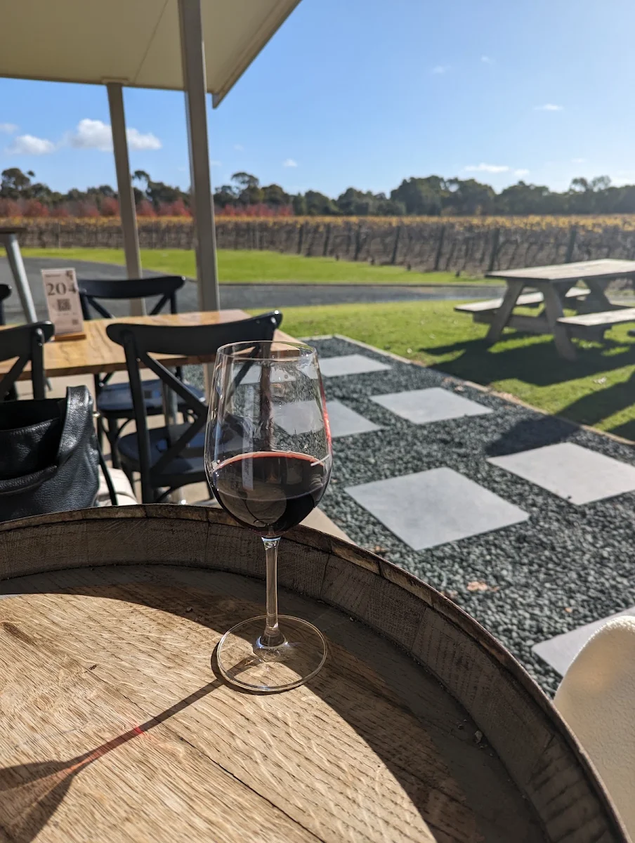 Vibe, Morrisons Winery and Restaurant
