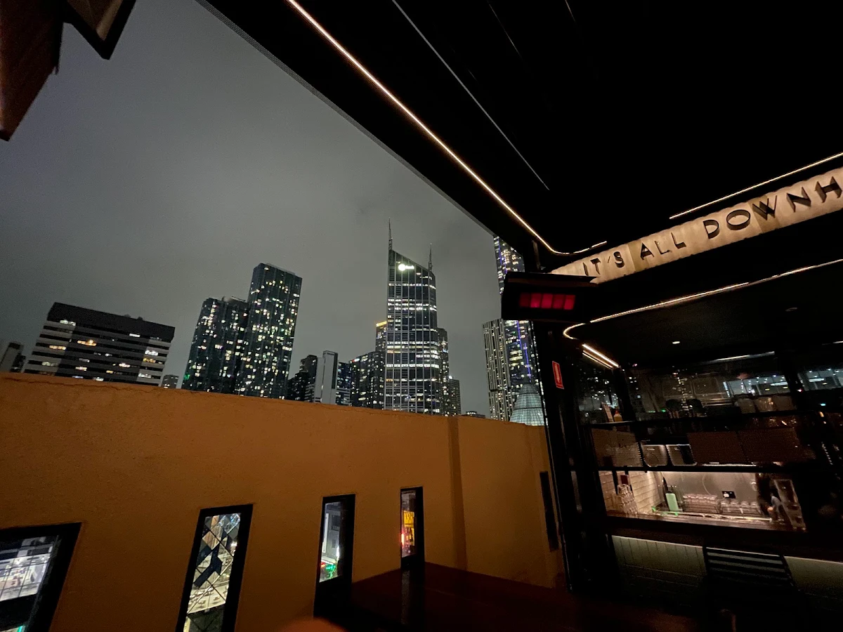 Vibe, Rooftop Bar