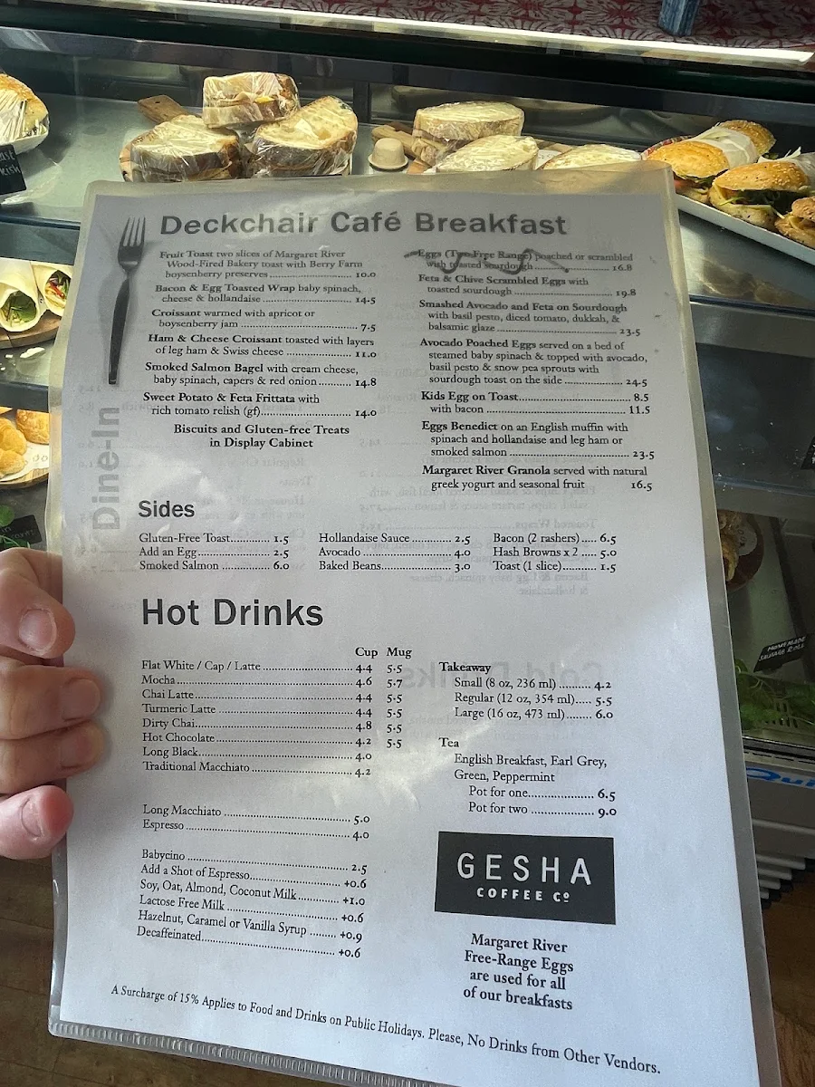 Menu, Deckchair Café