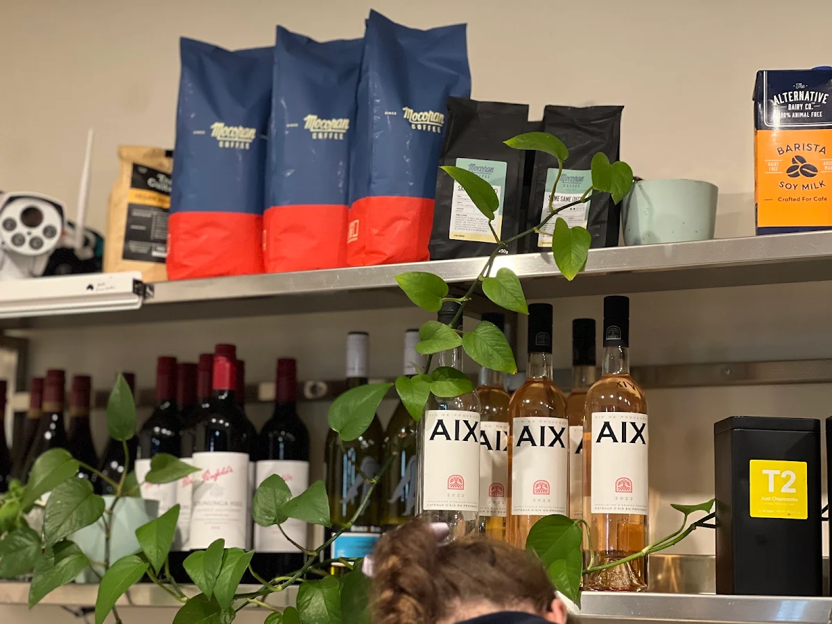 Vibe, Cafe & Bar on Whites Hill