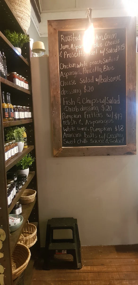 Menu, The Red Door Narrandera