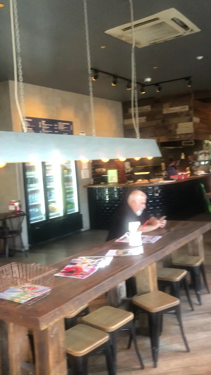 Vibe, Grill'd Fairfield