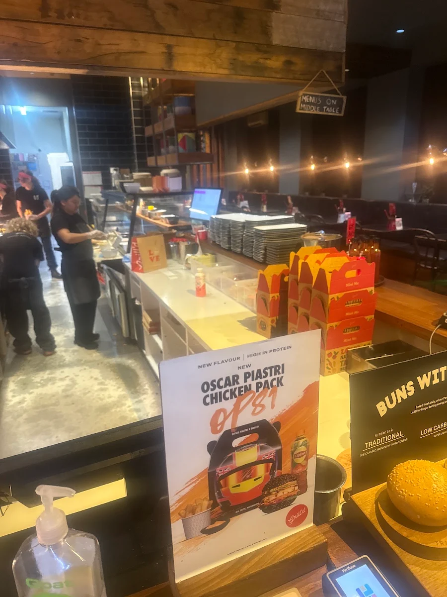 Vibe, Grill'd Fairfield