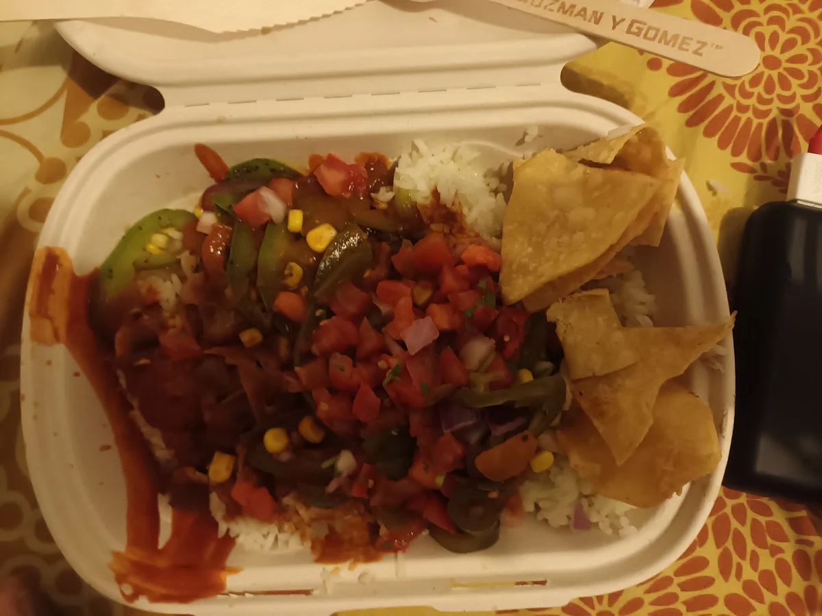 Food & drink, Guzman y Gomez - Bligh park