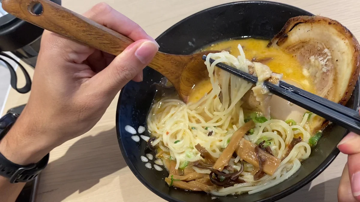 Food & drink, MINIMONO "Noodle Bar"