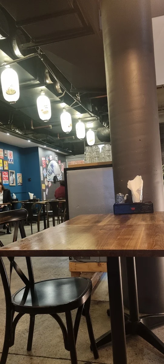 Vibe, MINIMONO "Noodle Bar"