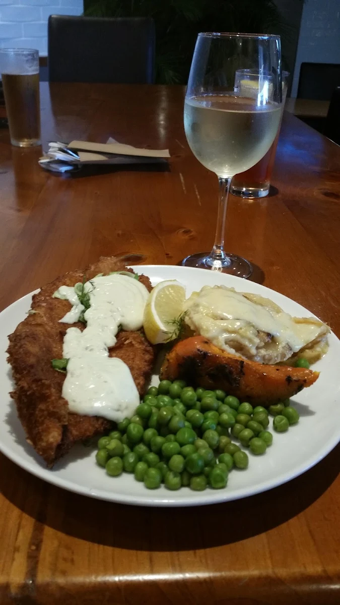 Food & drink, Alexandra Hills Hotel