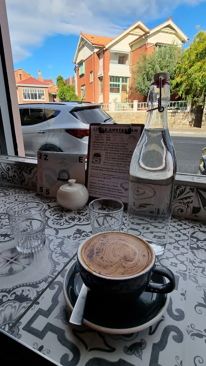 Menu, Little Amsterdam