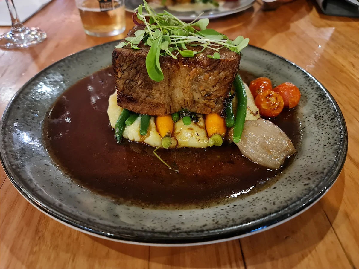 Food & drink, National Hotel Motel bendigo