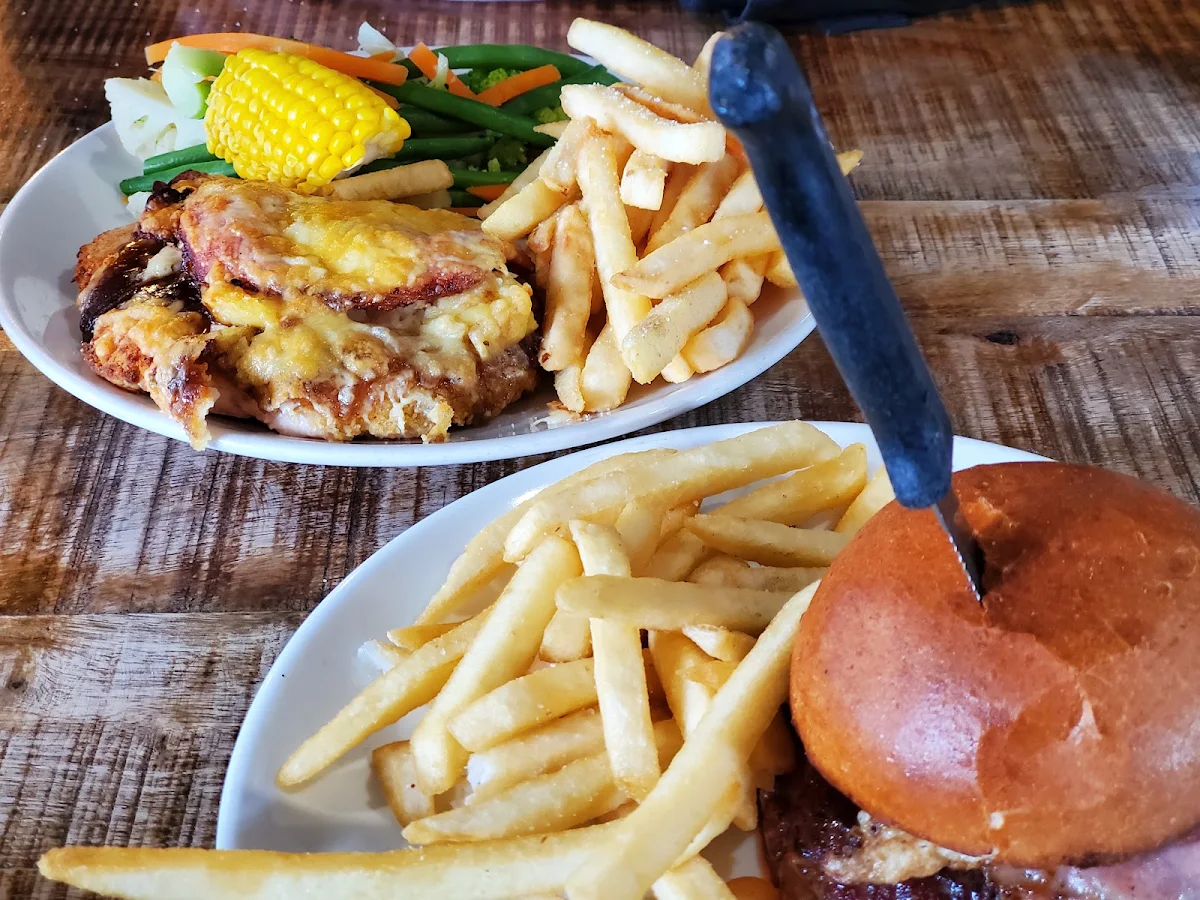 Food & drink, National Hotel Motel bendigo