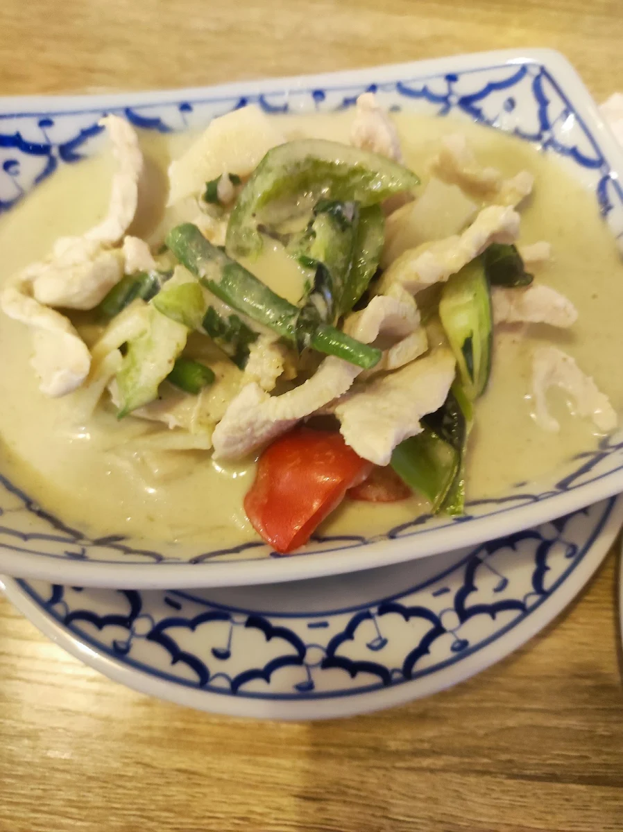 Food & drink, Kempsey Bangkok Sister