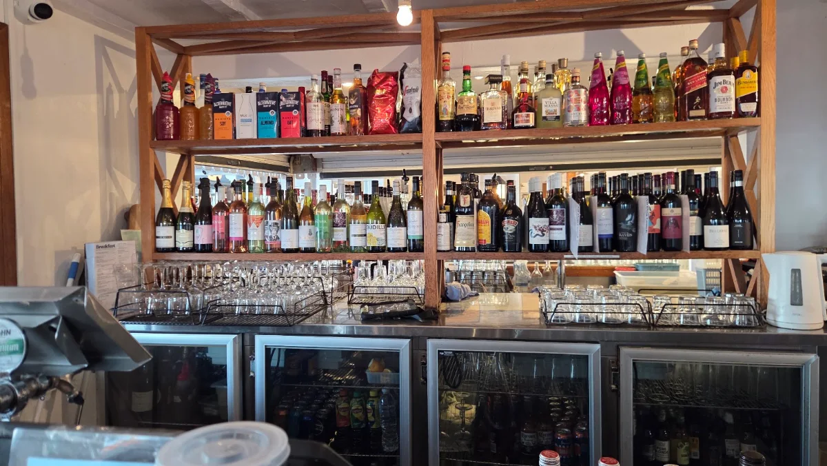 Vibe, Lighthouse cafe