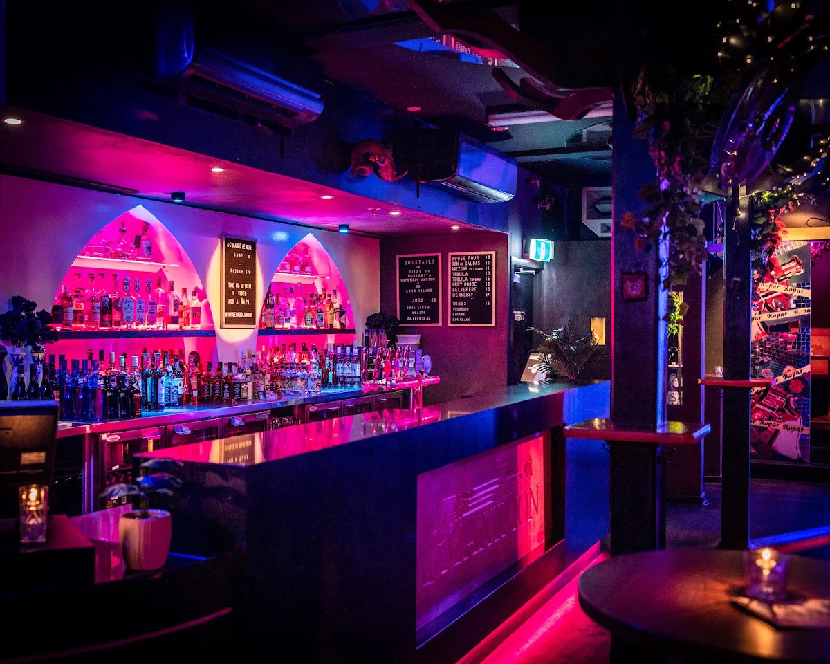 Vibe, House of Maximon