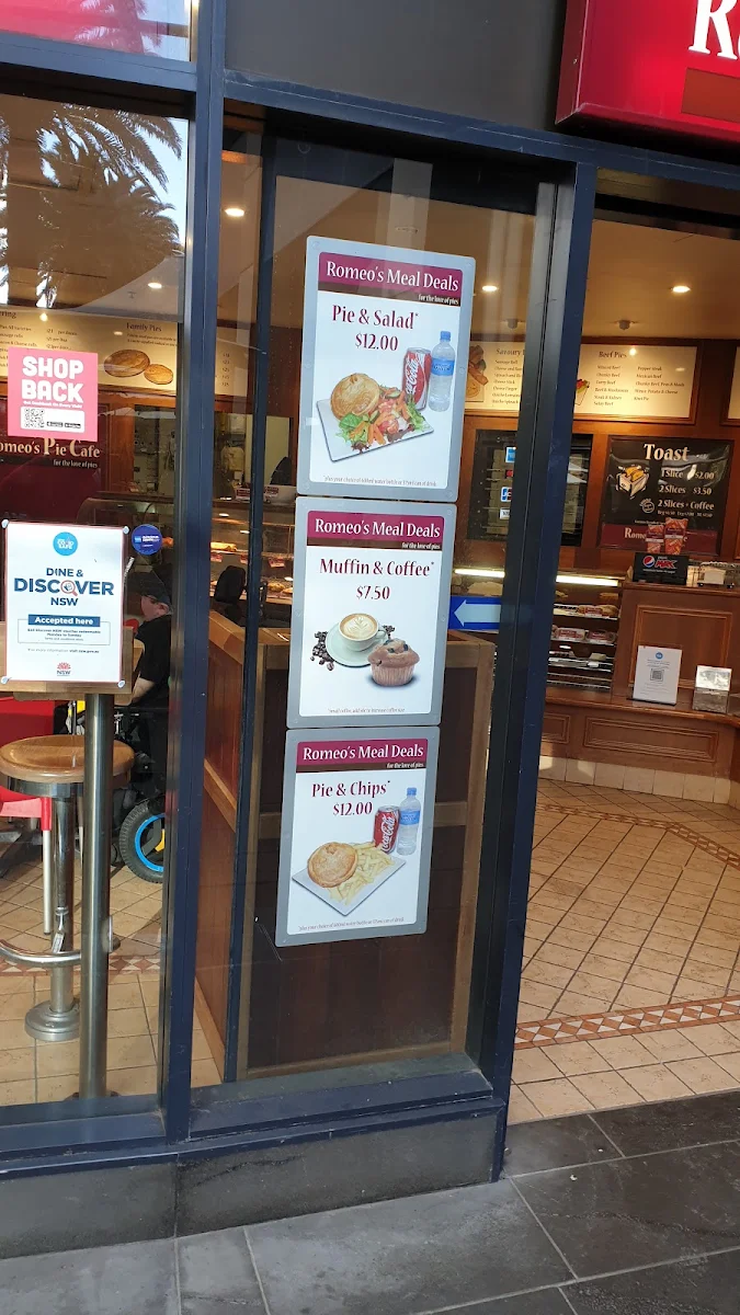 Menu, Romeo's Pie Cafe