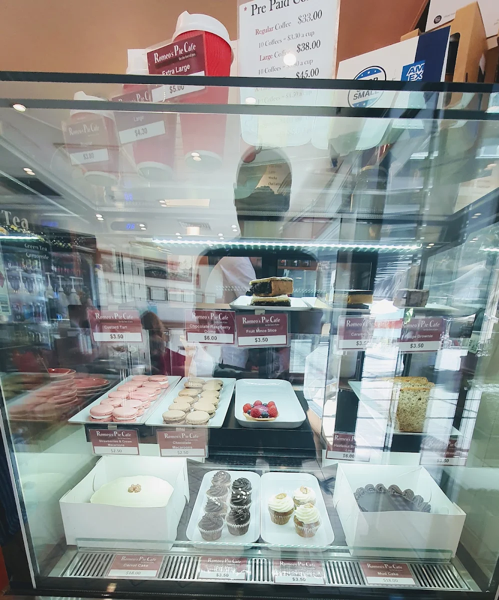 Menu, Romeo's Pie Cafe