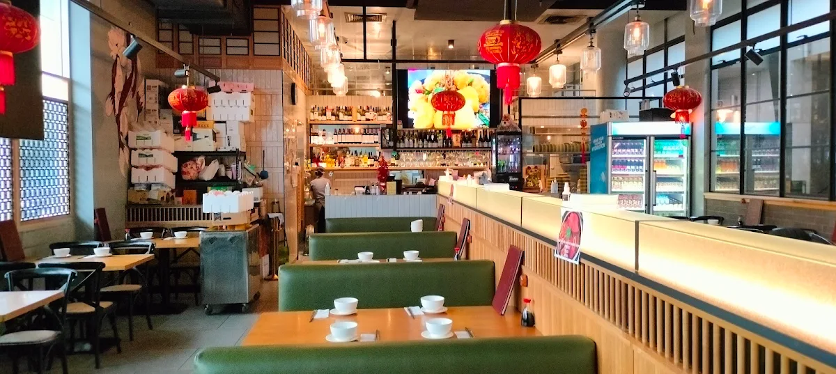 Vibe, Lee's Yum Cha
