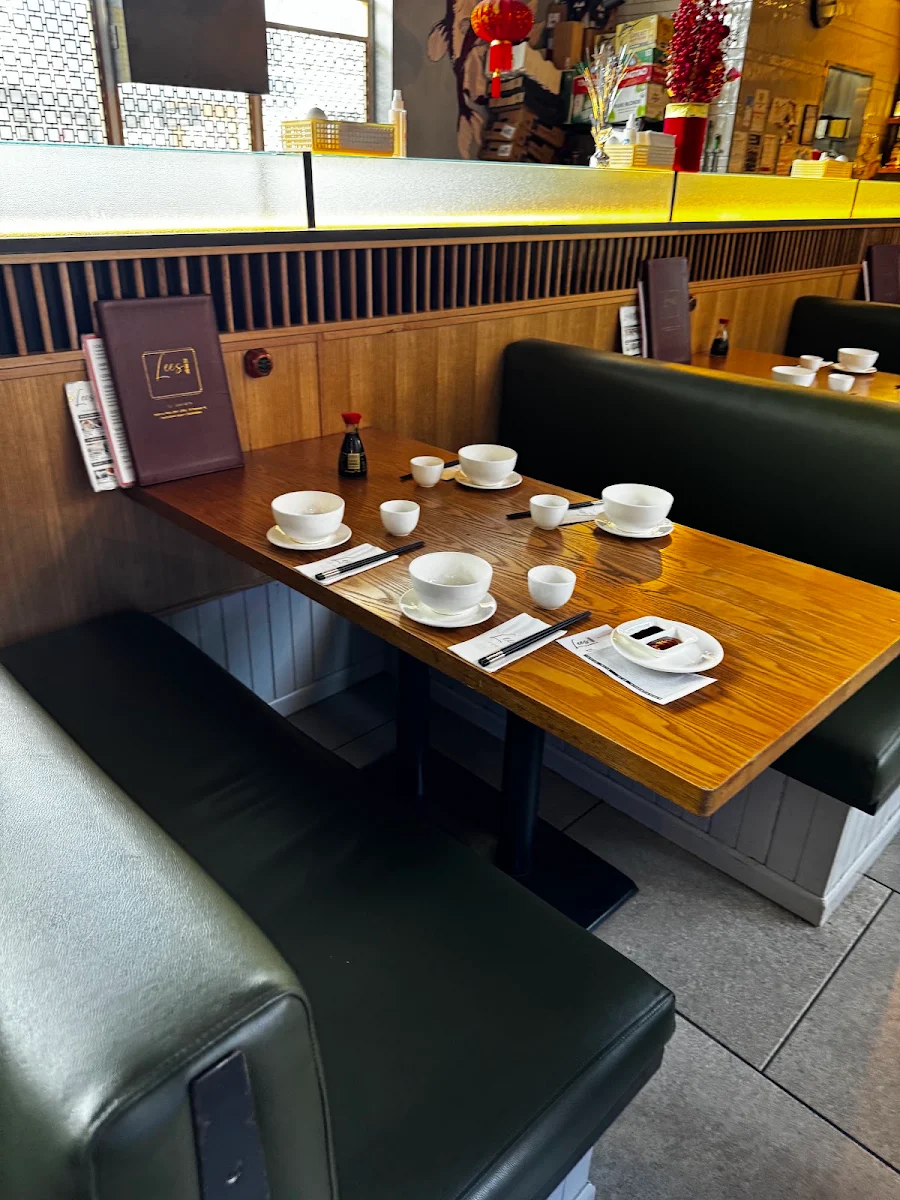 Vibe, Lee's Yum Cha