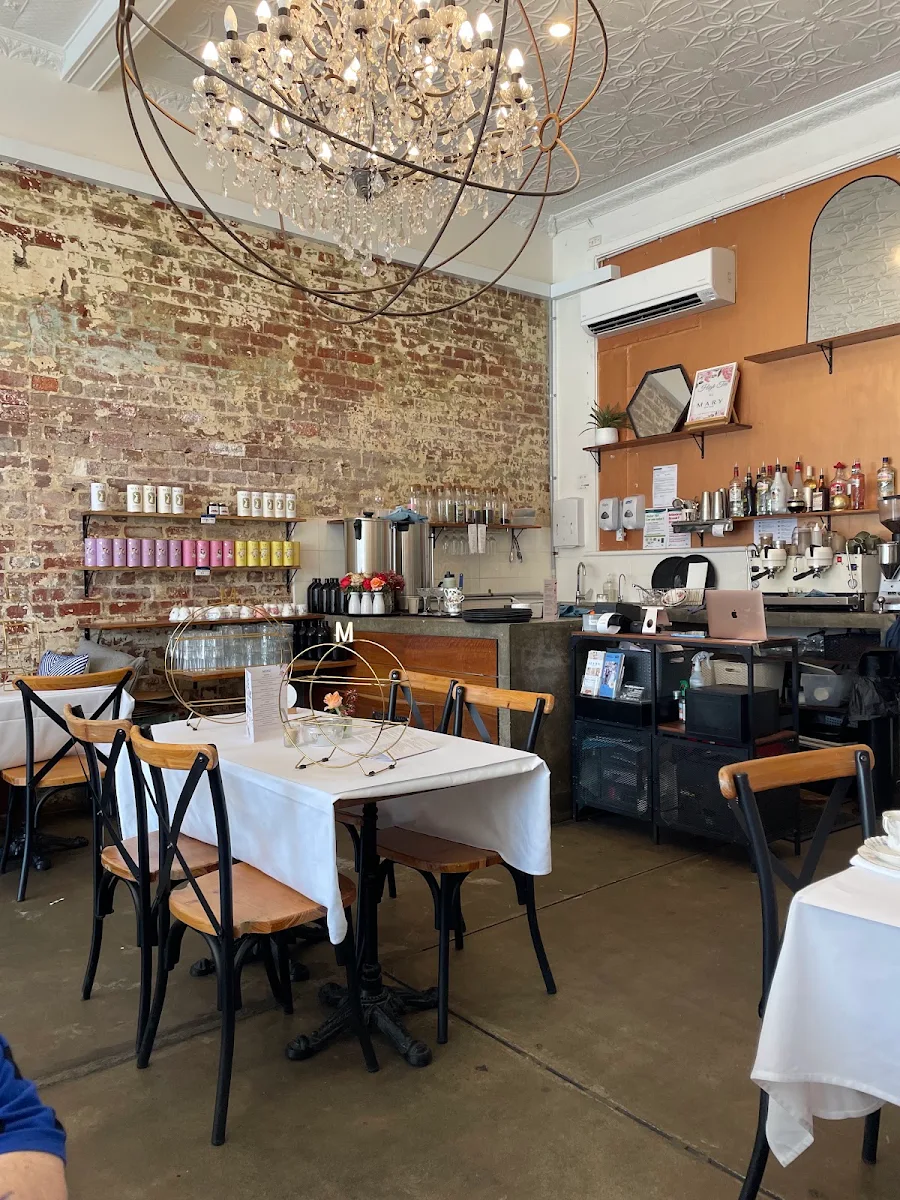 Vibe, Mary Eats Cake - Brunswick