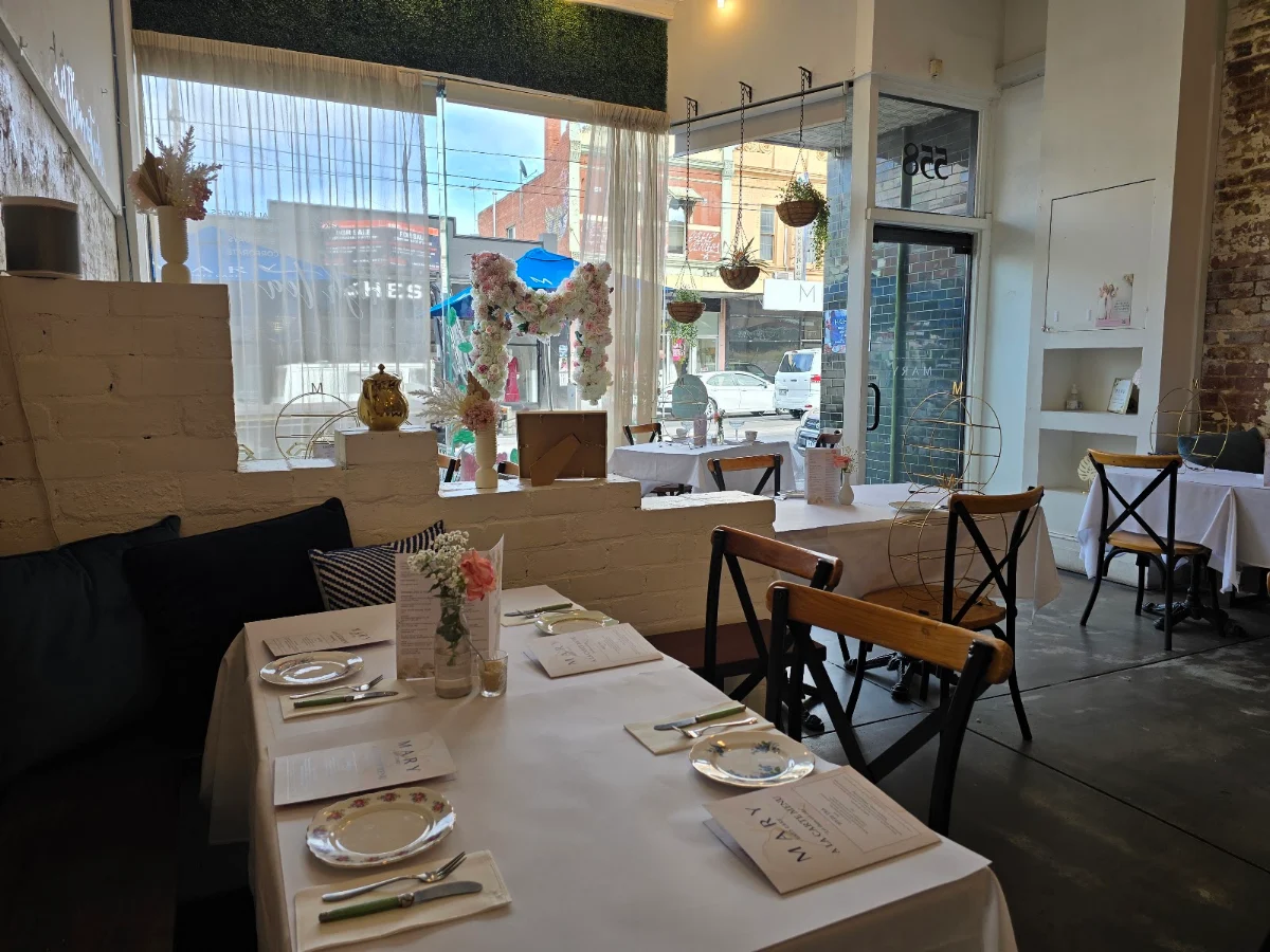 Vibe, Mary Eats Cake - Brunswick