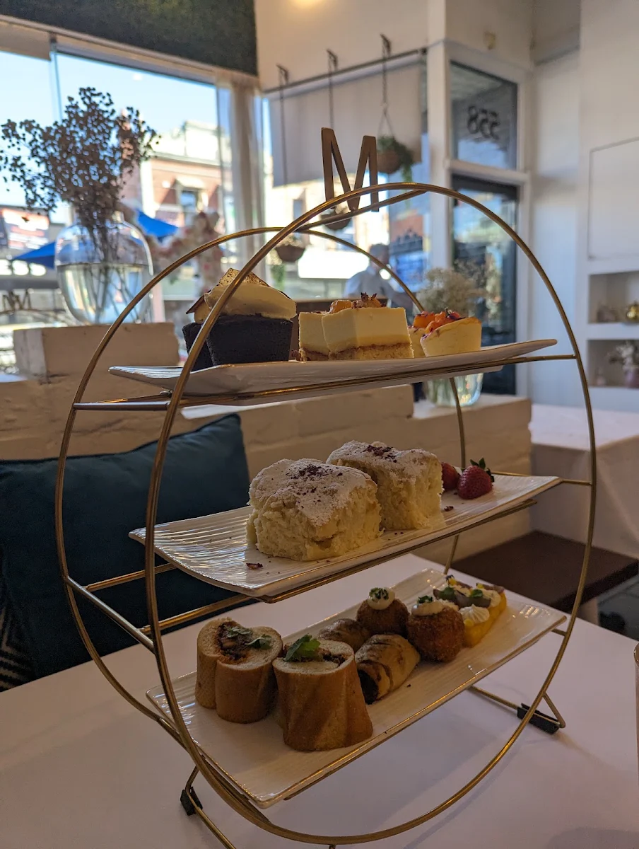Vibe, Mary Eats Cake - Brunswick