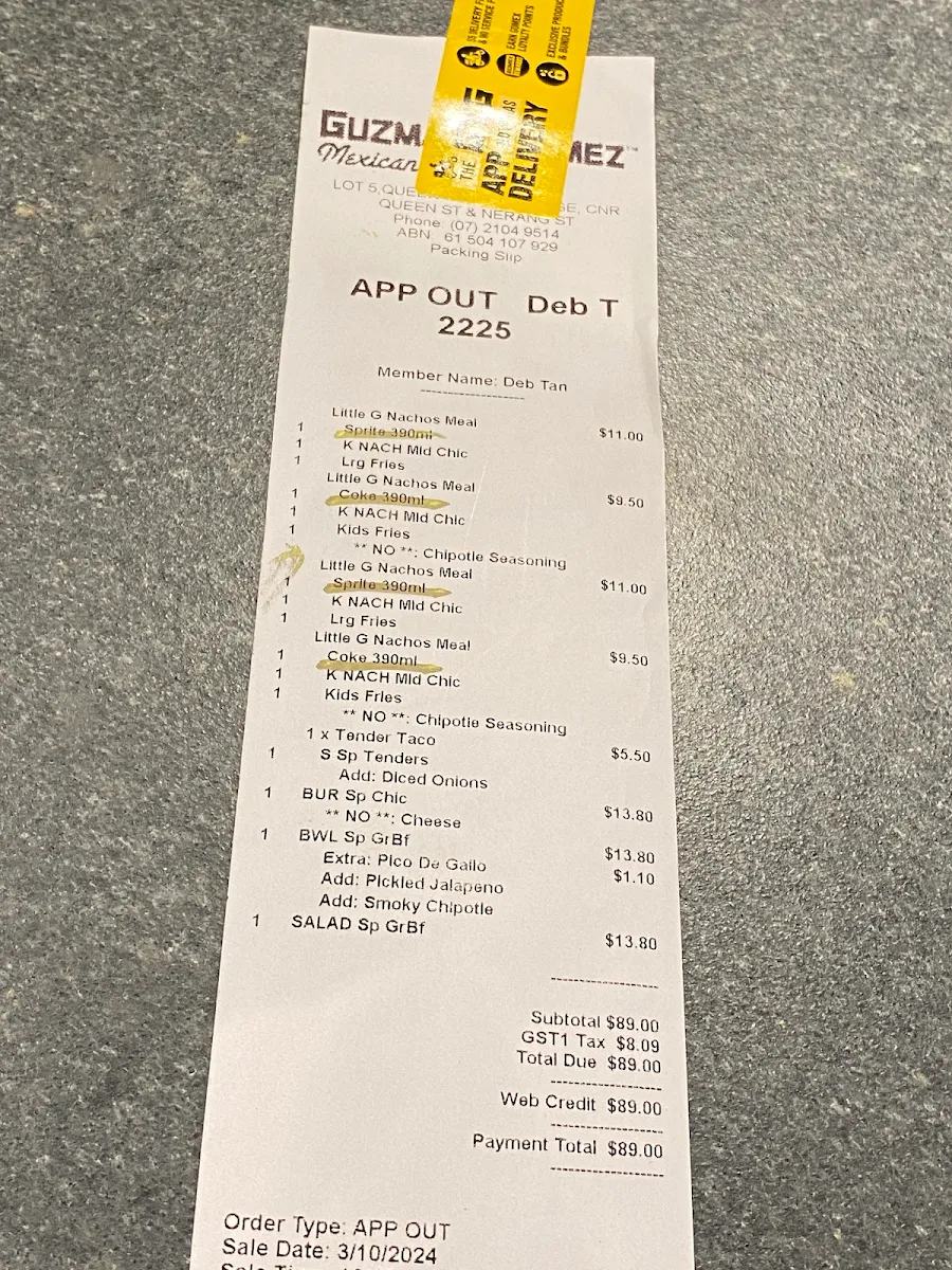 Menu, Guzman y Gomez - Southport Village