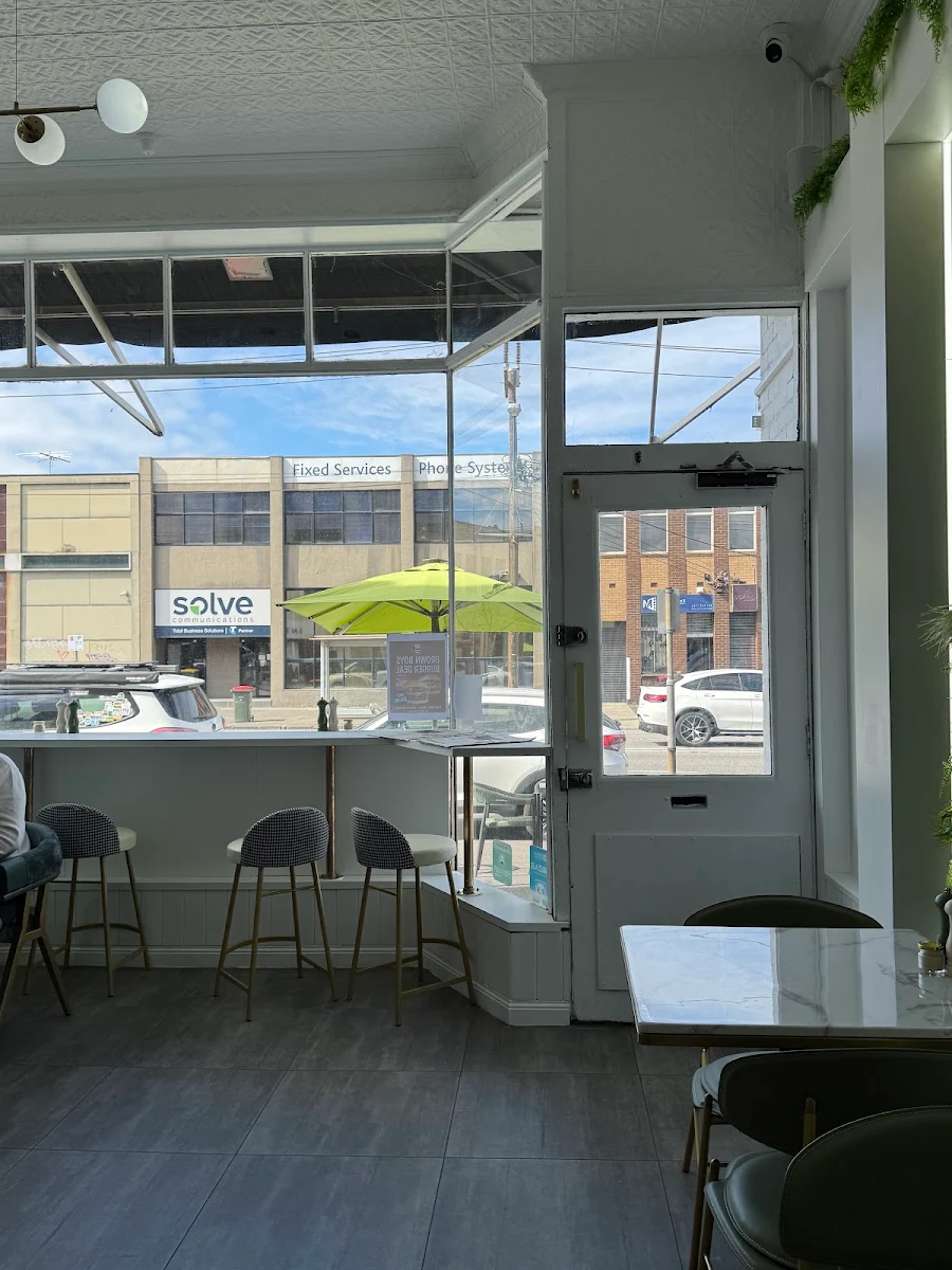 Vibe, Brown Boys Cafe