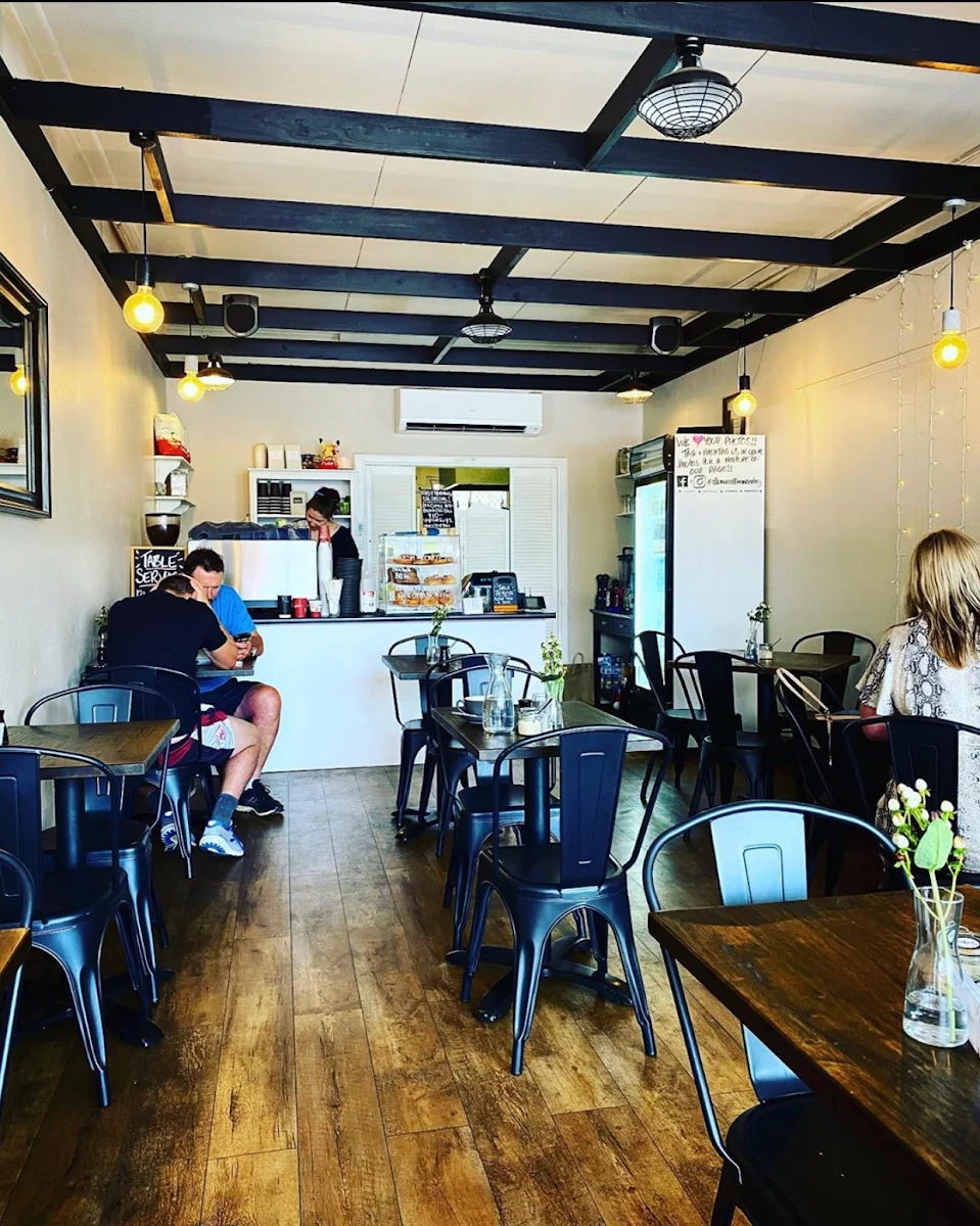 Vibe, Allumer coffee & eatery