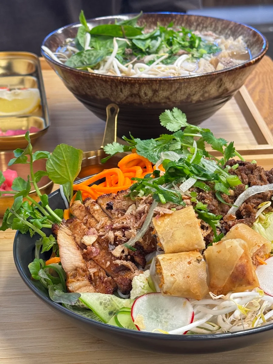 Food & drink, Pho Table