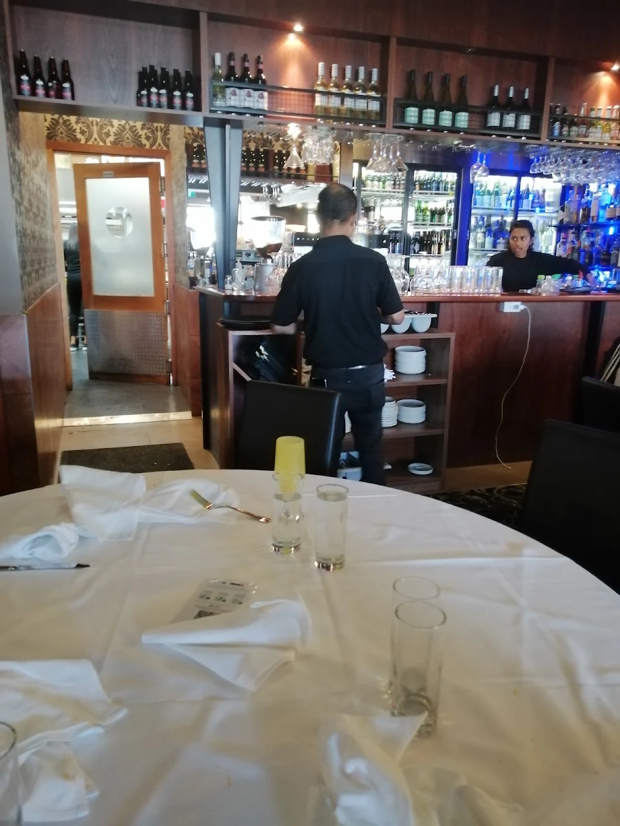 Vibe, Waadiya Mount Waverley