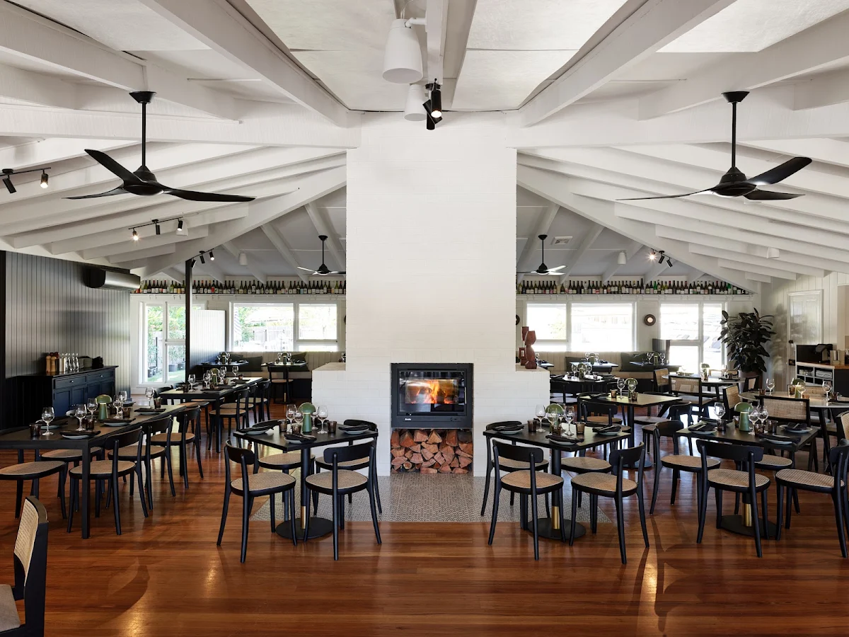 Vibe, Three Blue Ducks, Bellingen
