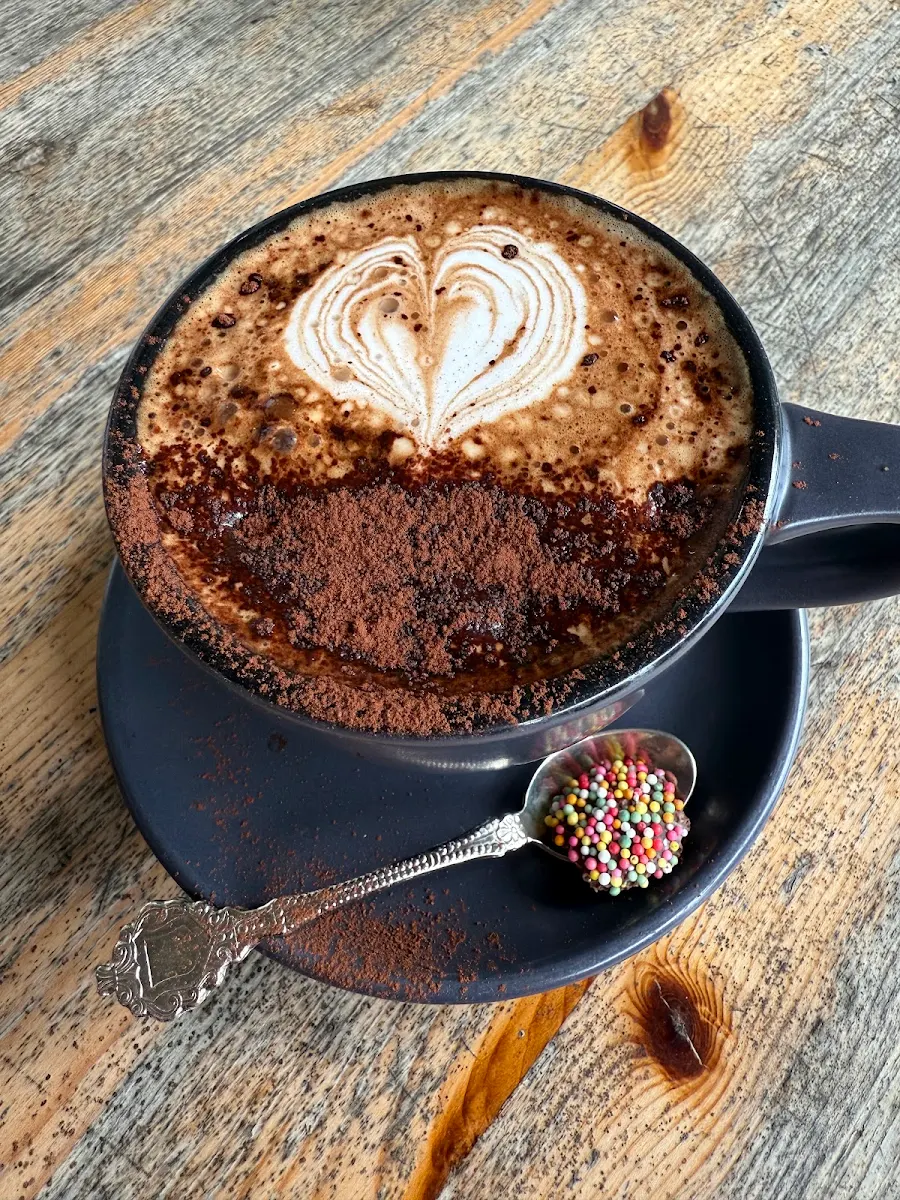 Food & drink, Vandys Cafe