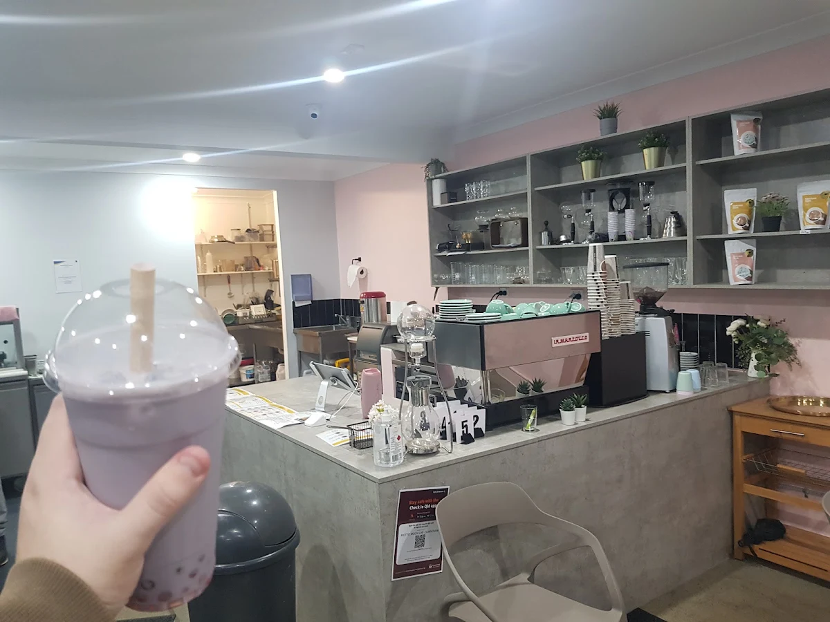 Vibe, Sunnybank Social