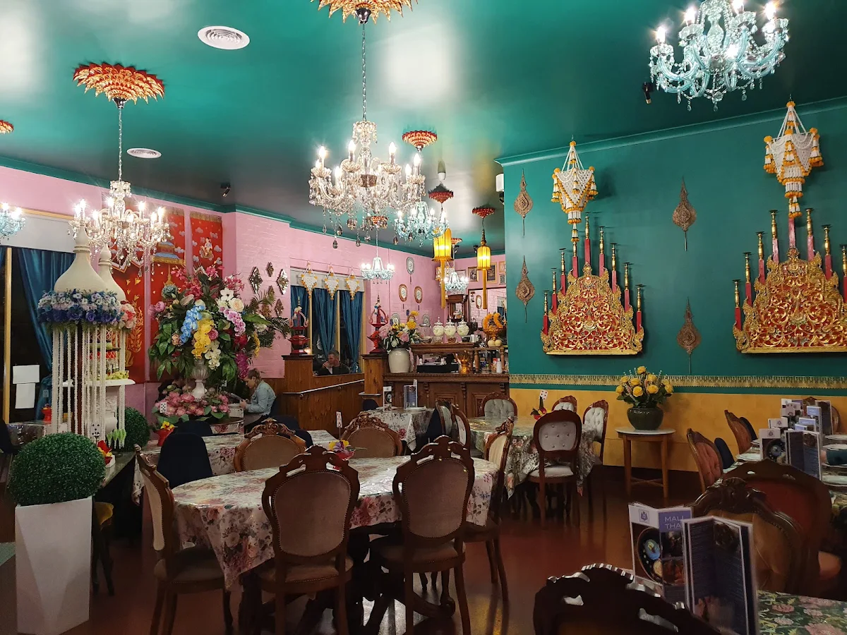 Vibe, Mali in Bendigo(Mali Thai)