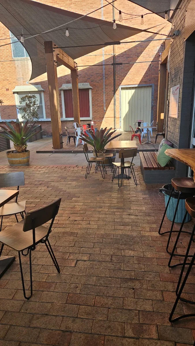 Vibe, Brewhouse Cafe