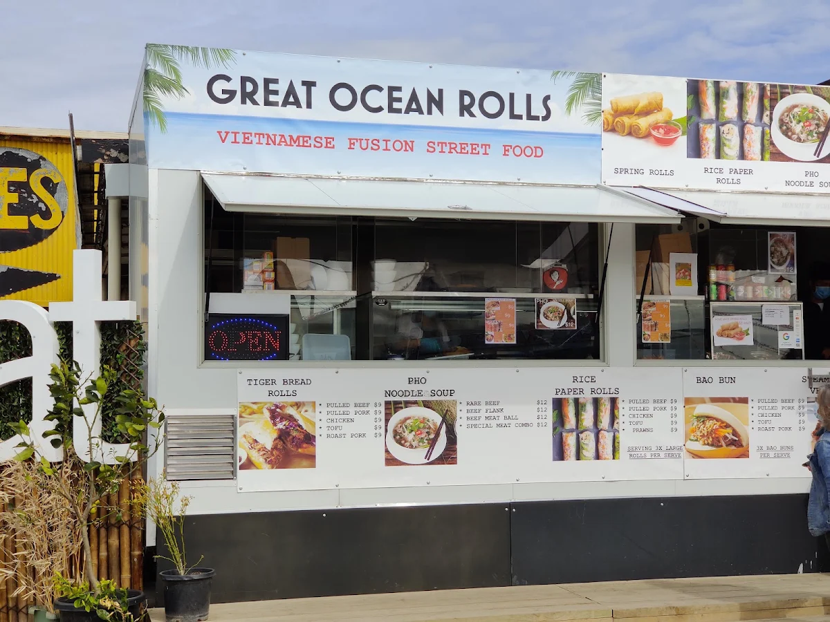 Menu, Great Ocean Rolls