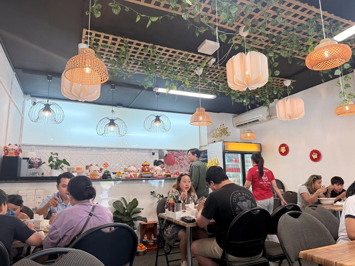 Vibe, My Pho (Lilac Street)