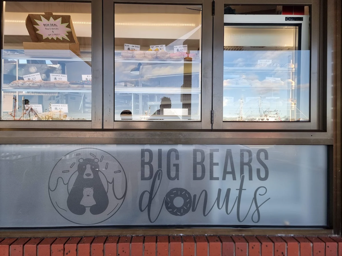 Menu, Big Bears Donuts