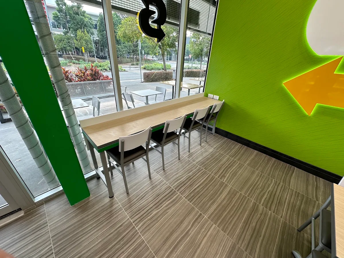 Vibe, Subway Browns Plains Village Square