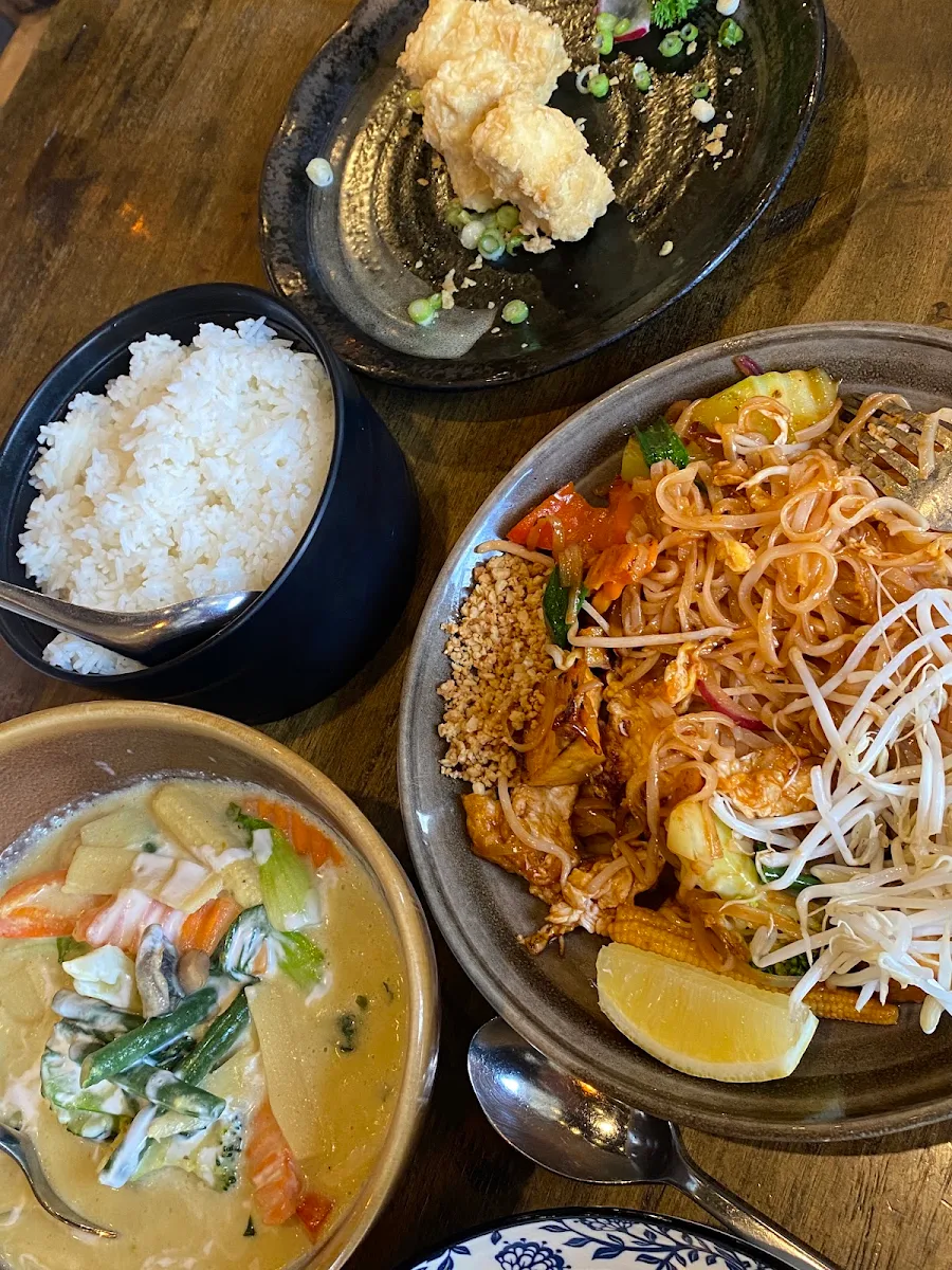 Food & drink, The Bowral Asian Cuisine : Asian Fusion and Yumcha