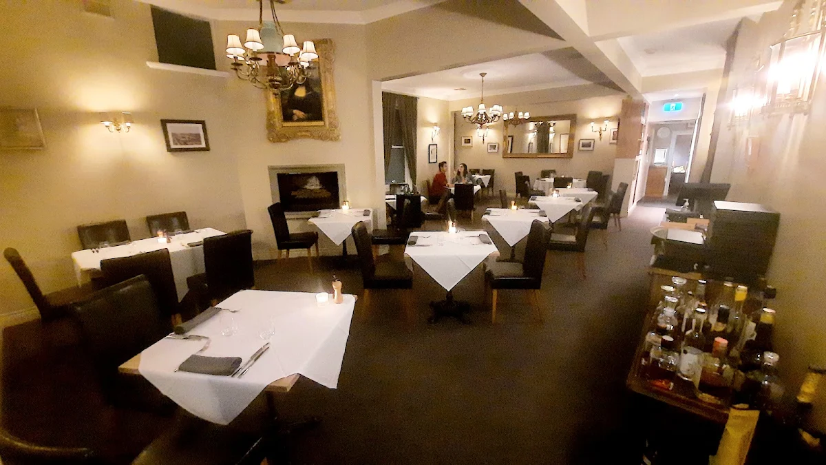 Vibe, Bistro La Provence