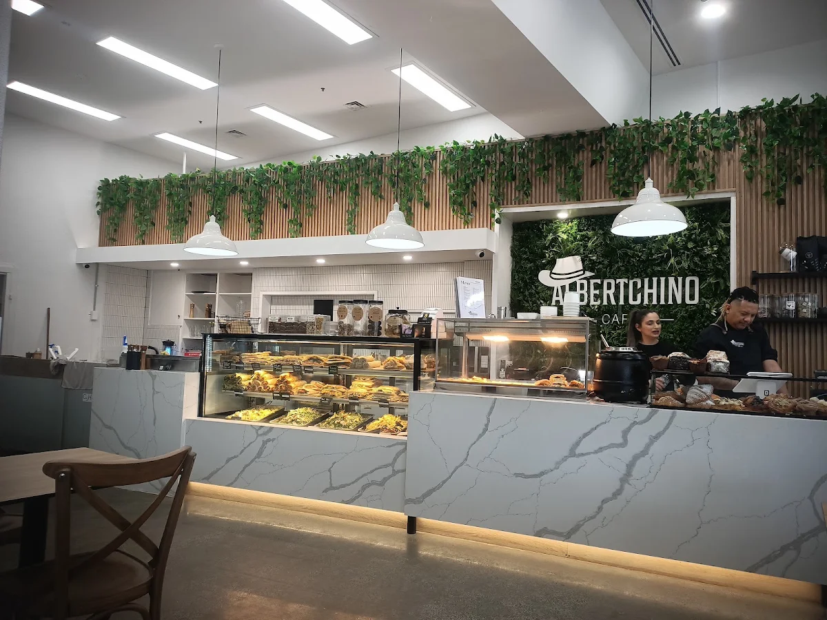 Vibe, Albertchino Cafe