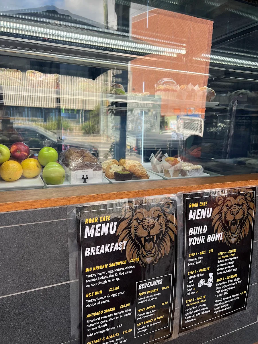 Menu, ROAR CAFE