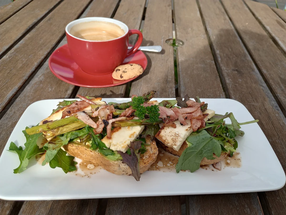 Food & drink photo 4
