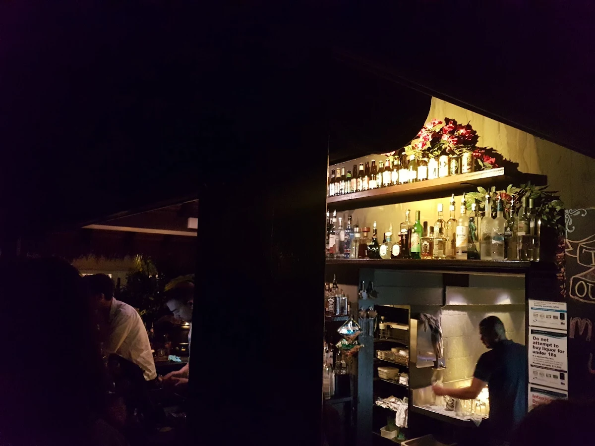 Vibe, The Carlton Club